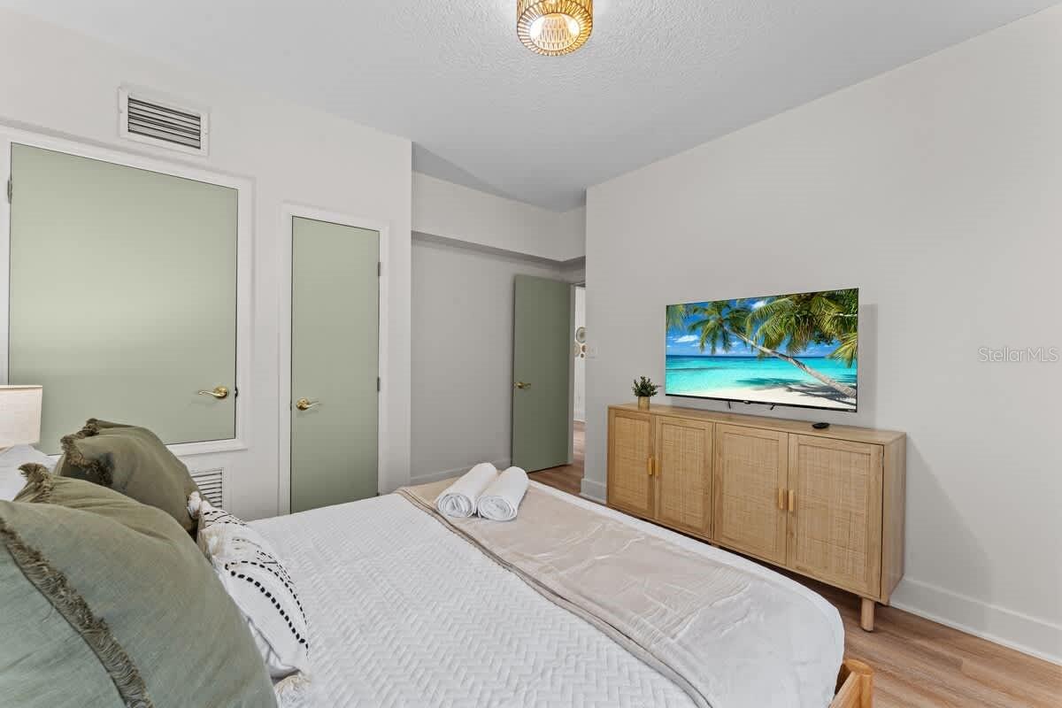 TOLIGA LAKE VIEW - Residential Income