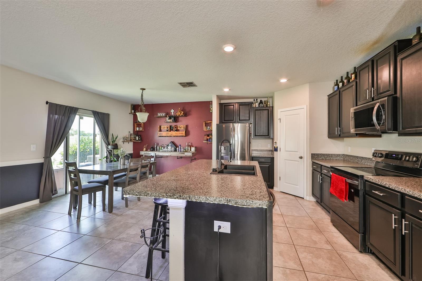 RIVERBEND WEST PH 1 - Residential