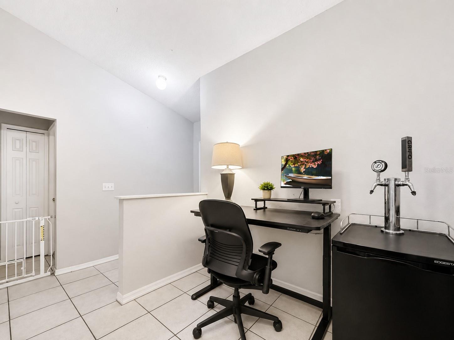 SOMERSET #D - Residential