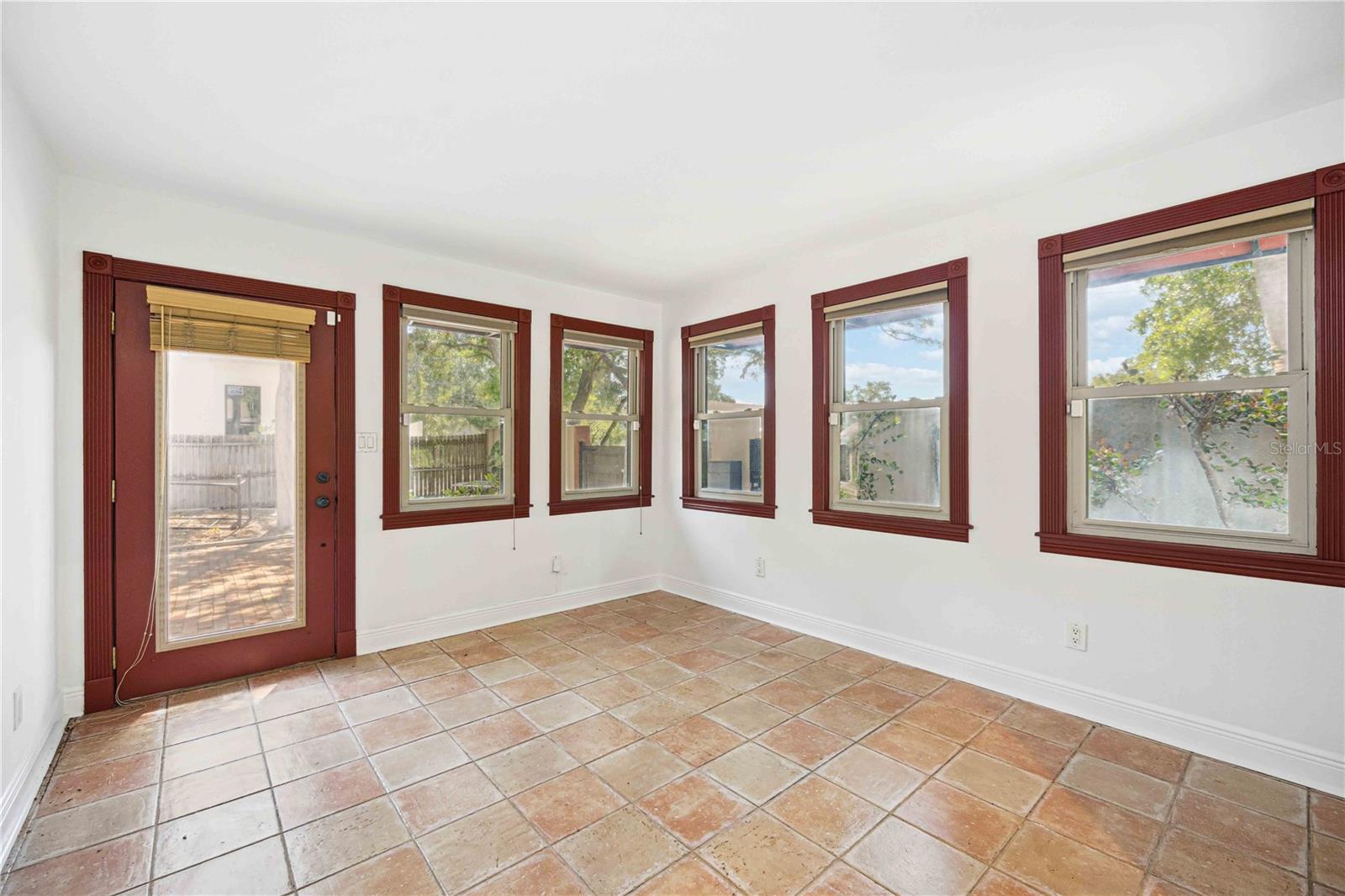 SCHINDLERS - Residential