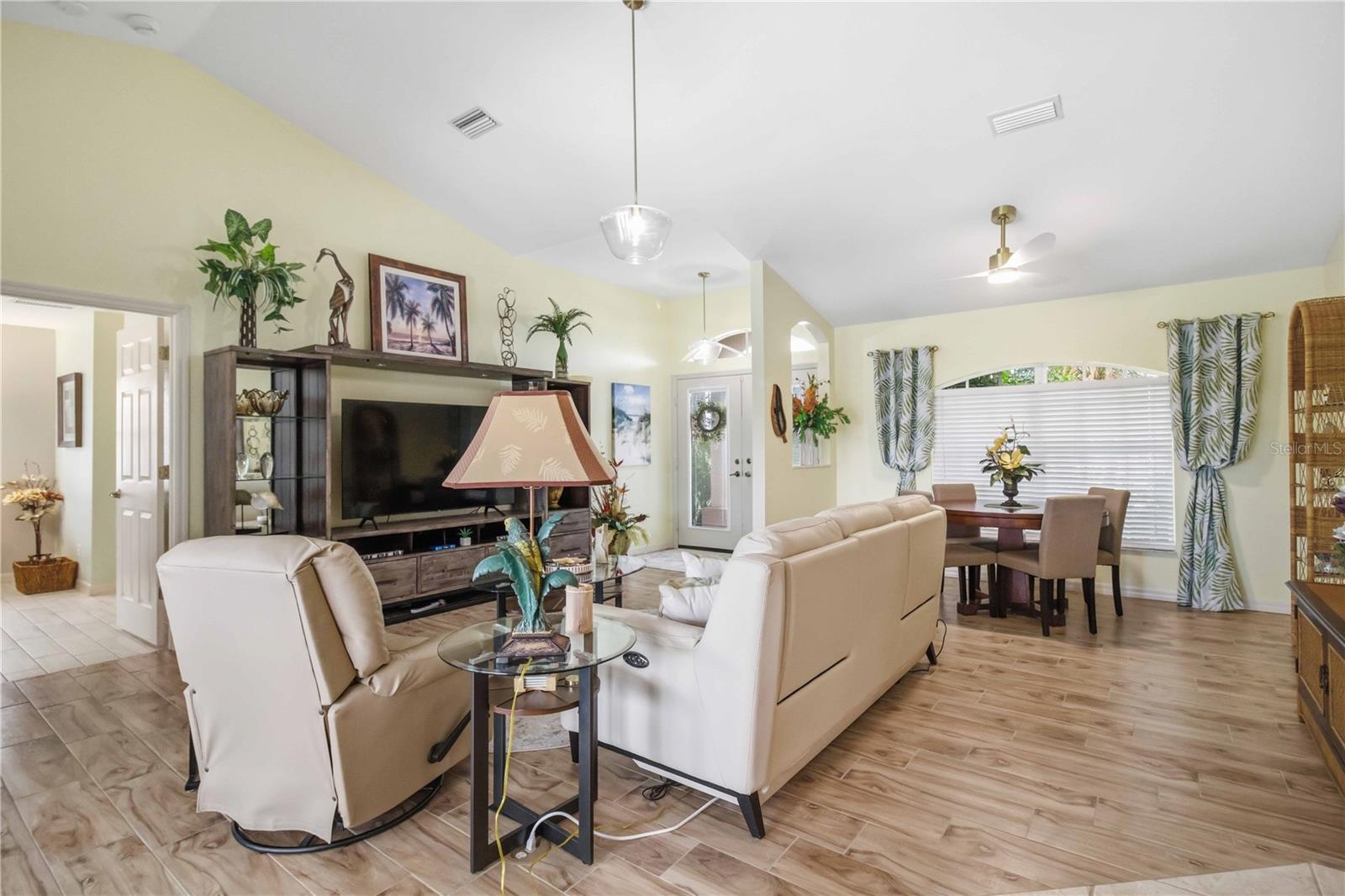 ROTONDA WEST WHITE MARSH - Residential