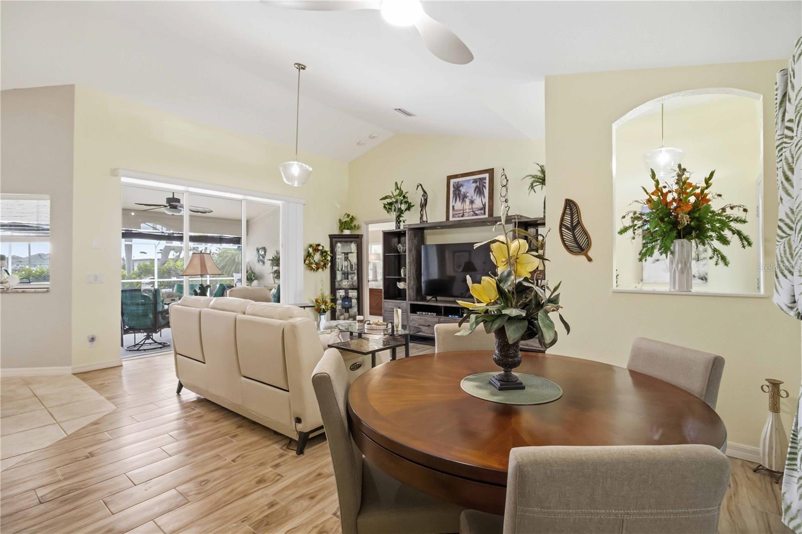 ROTONDA WEST WHITE MARSH - Residential