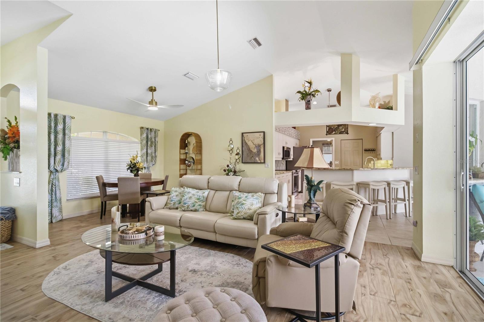ROTONDA WEST WHITE MARSH - Residential