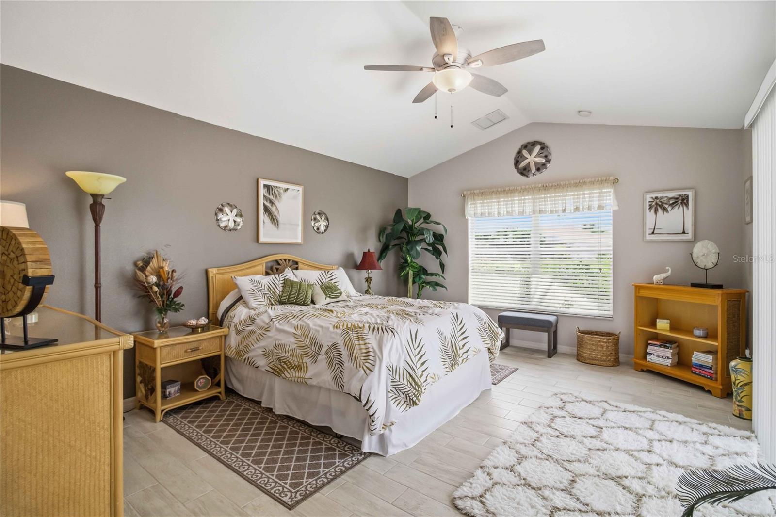 ROTONDA WEST WHITE MARSH - Residential