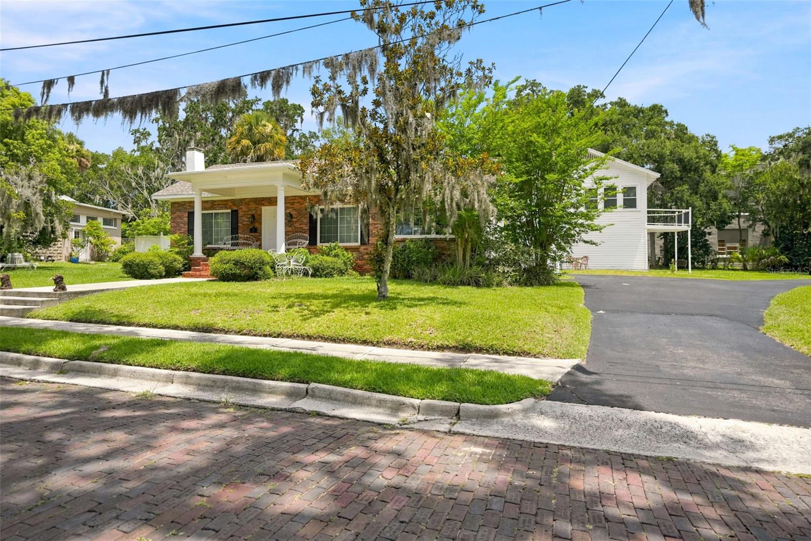 MICKLERS ADD TO BRKSVL - Residential