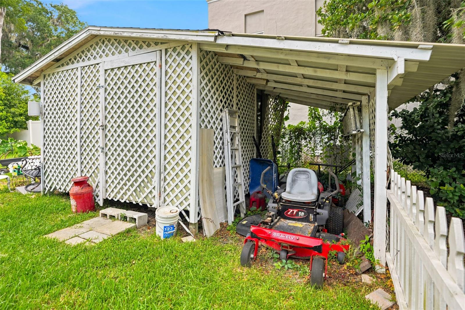 MICKLERS ADD TO BRKSVL - Residential