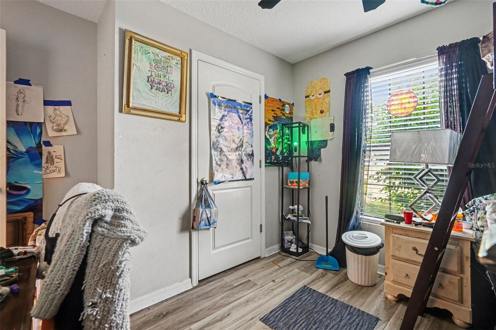 HILL N DALE UNIT 3 - Residential