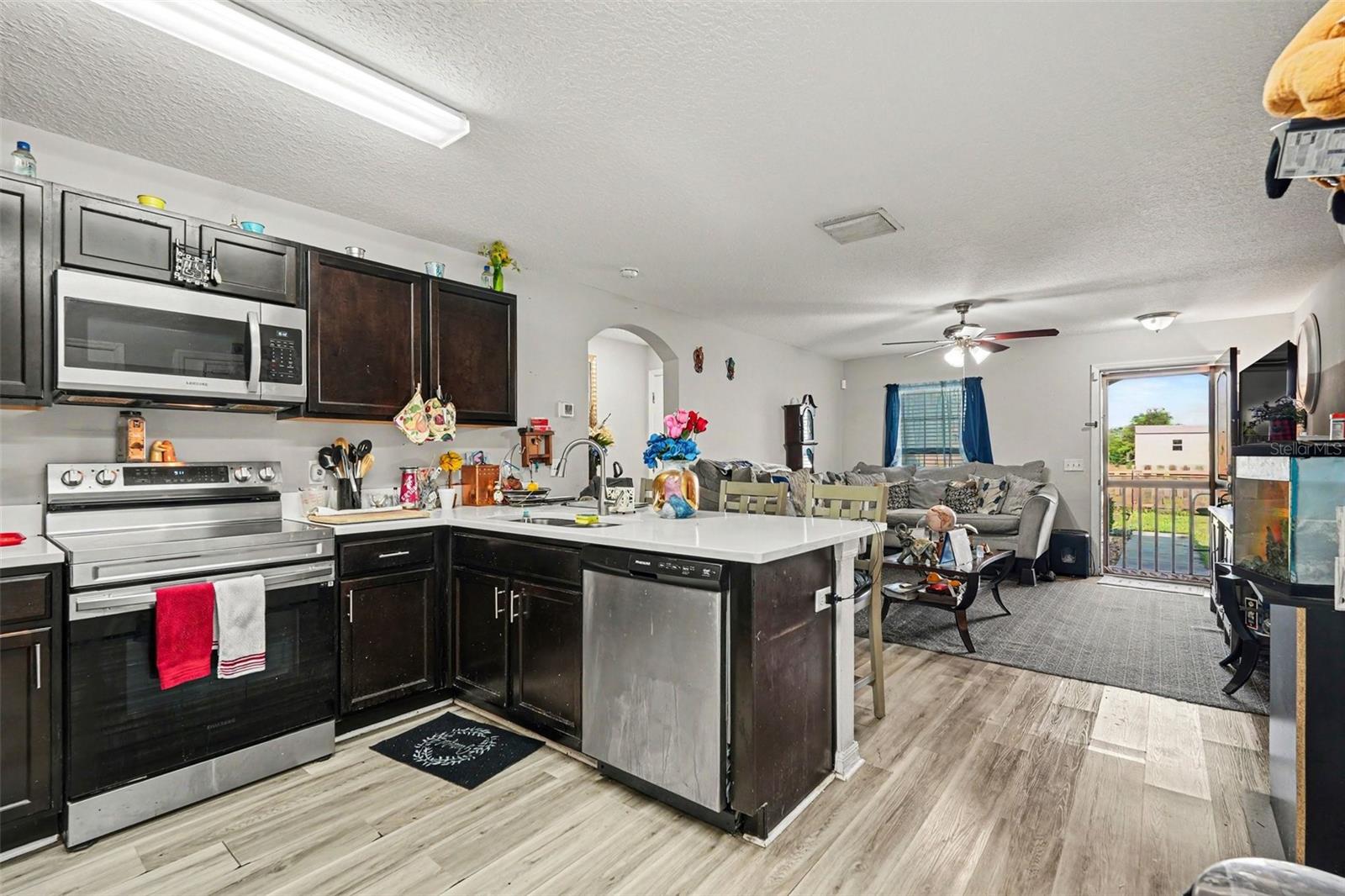HILL N DALE UNIT 3 - Residential