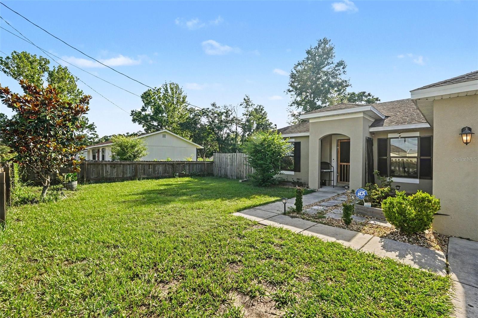 HILL N DALE UNIT 3 - Residential