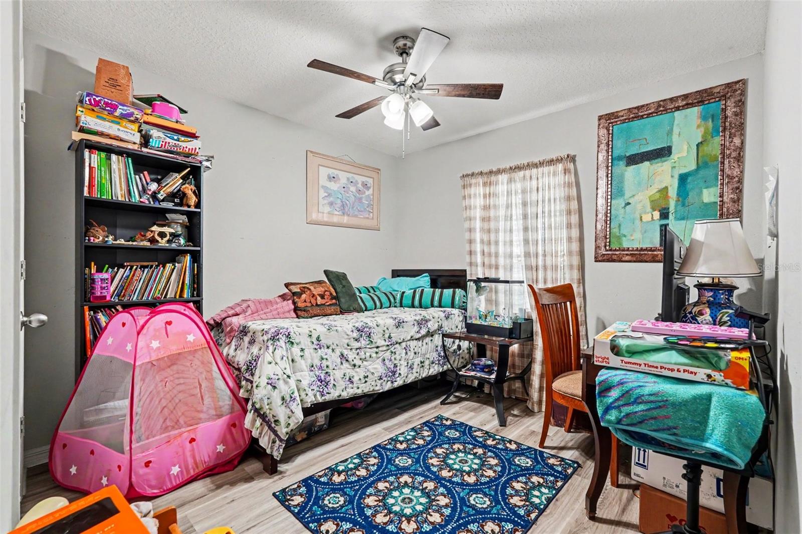 HILL N DALE UNIT 3 - Residential