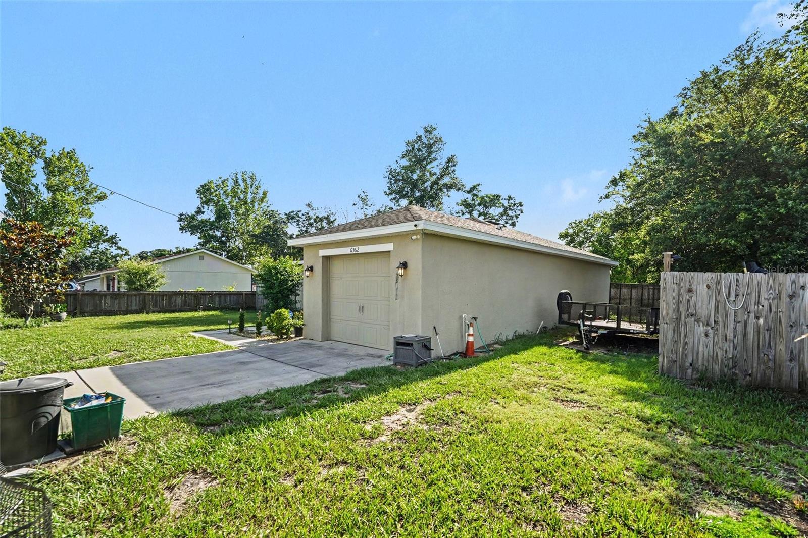 HILL N DALE UNIT 3 - Residential