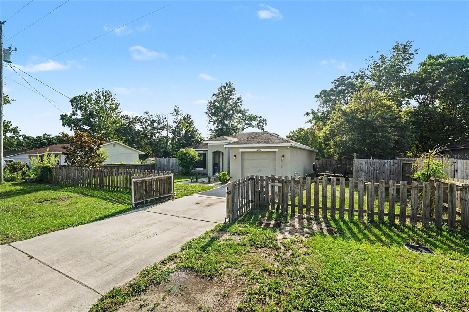HILL N DALE UNIT 3 - Residential