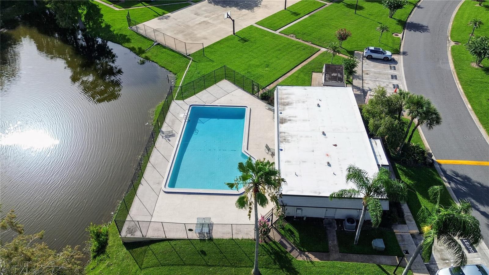 WINDTREE GARDENS CONDO PH 01 - Residential Lease