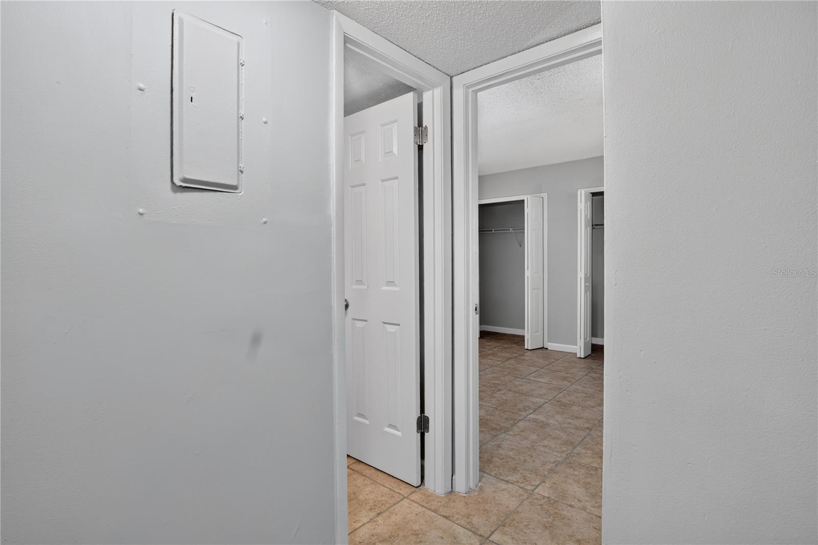 WINDTREE GARDENS CONDO PH 01 - Residential Lease