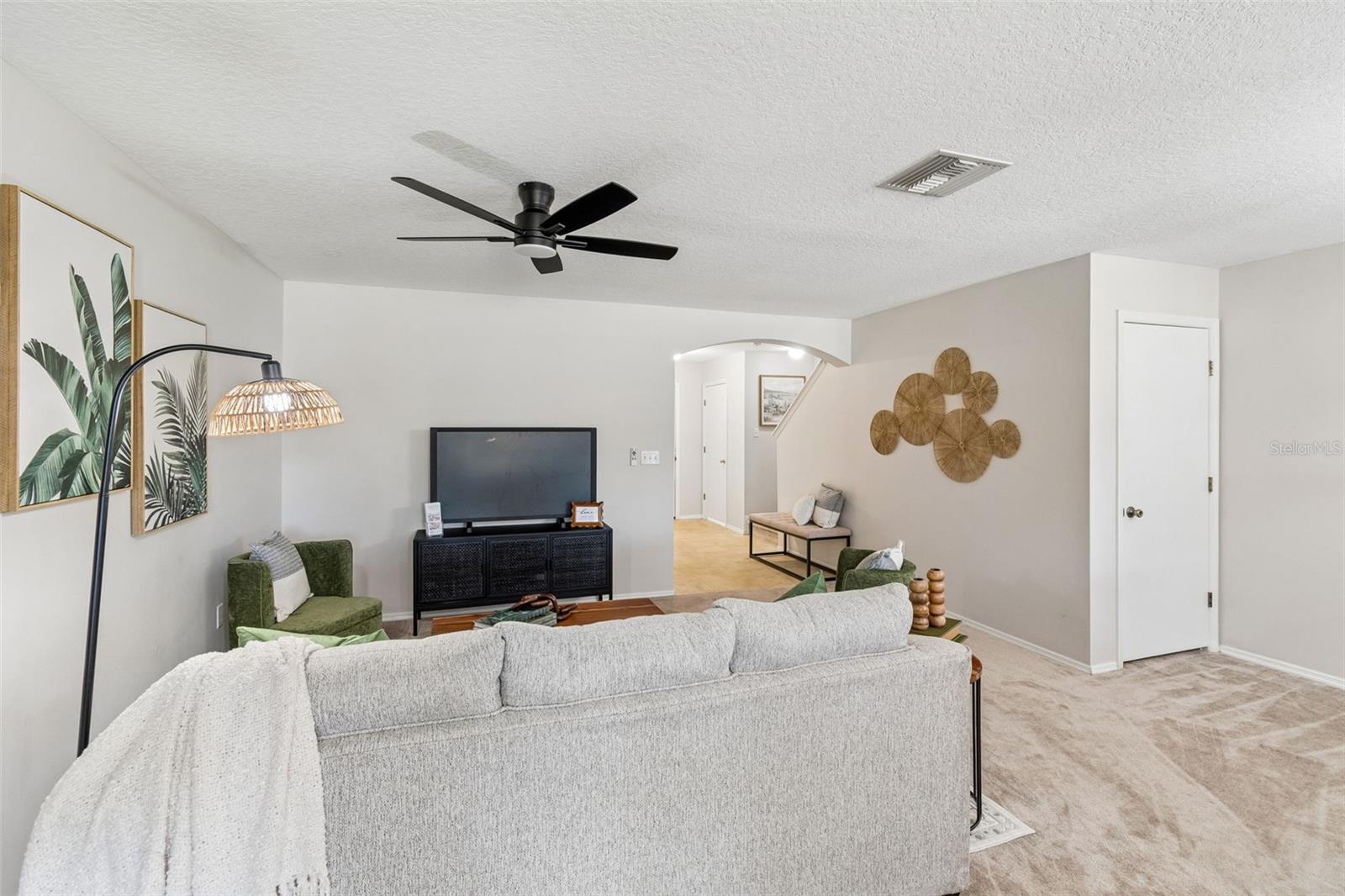 EDGEWATER AT LAKE BRANDON - Residential