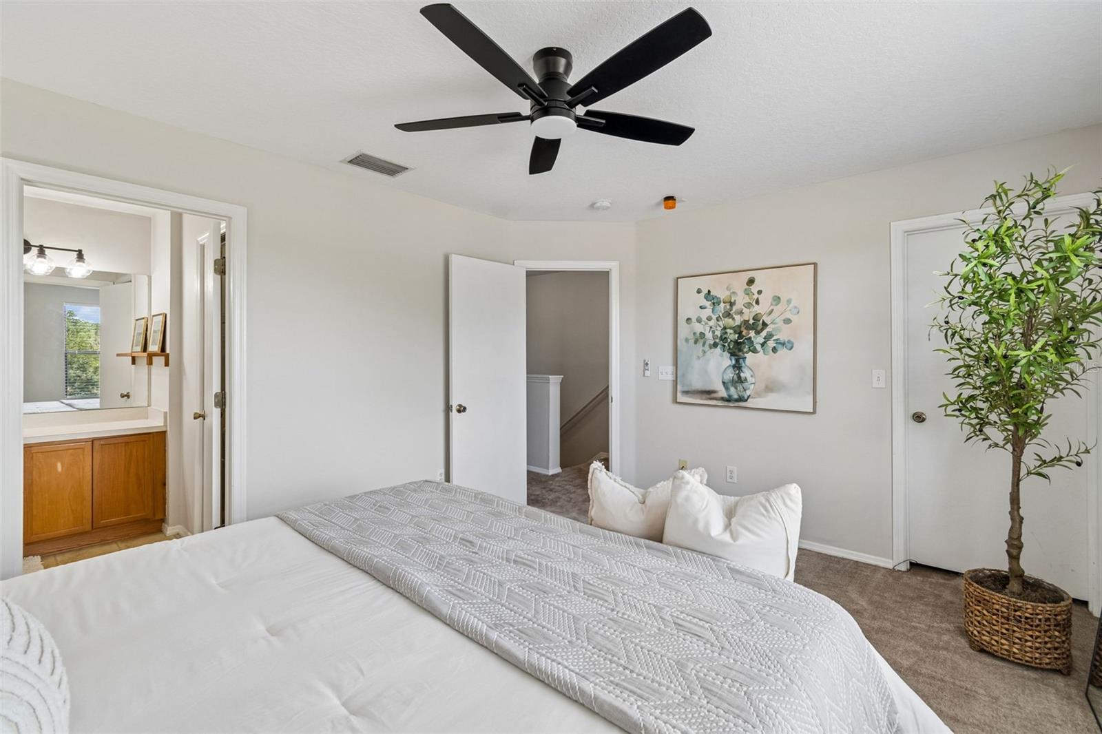 EDGEWATER AT LAKE BRANDON - Residential