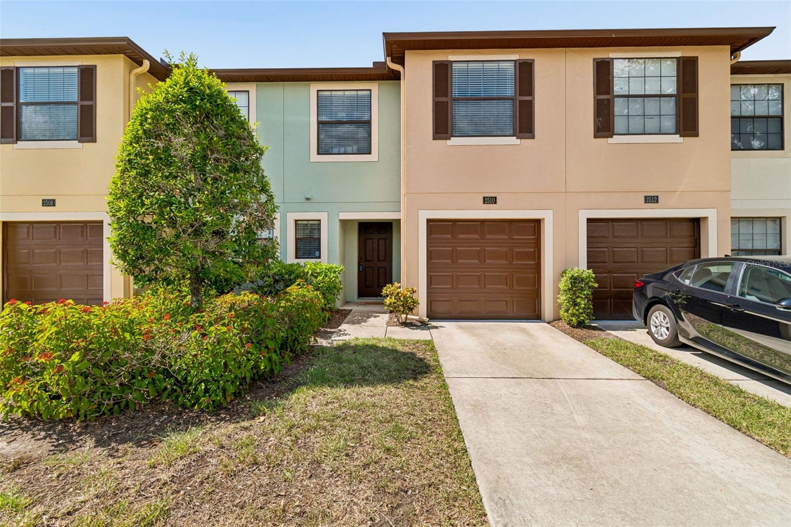 EDGEWATER AT LAKE BRANDON - Residential