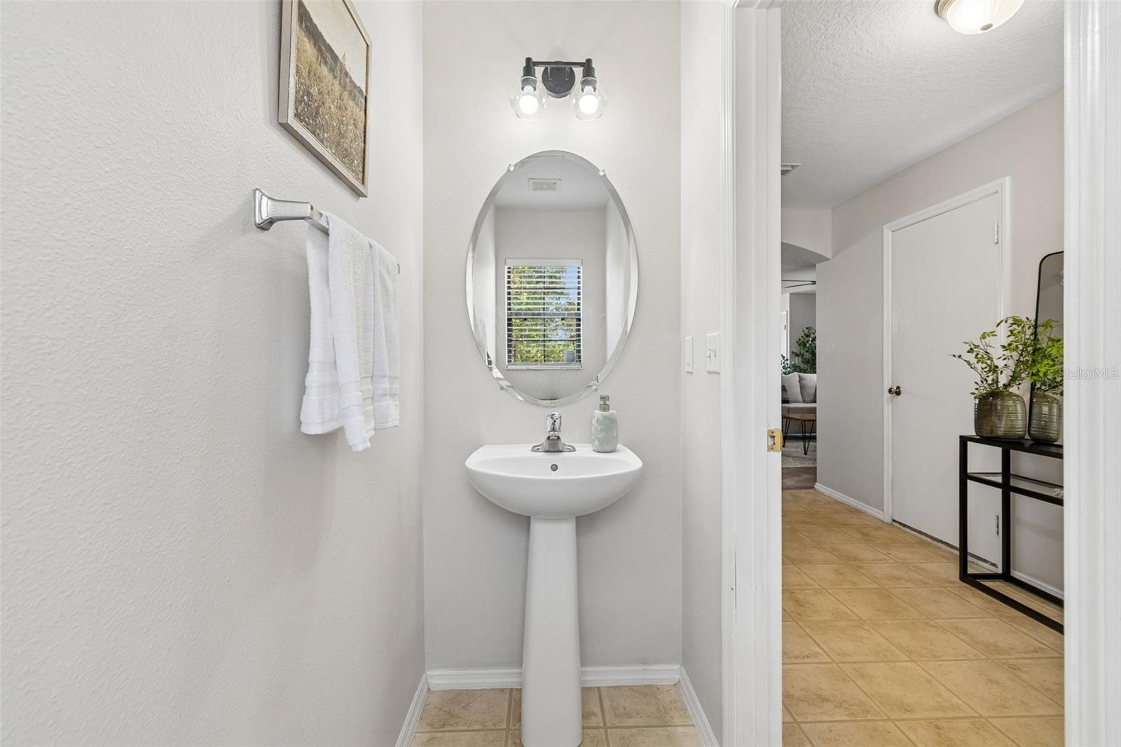 EDGEWATER AT LAKE BRANDON - Residential