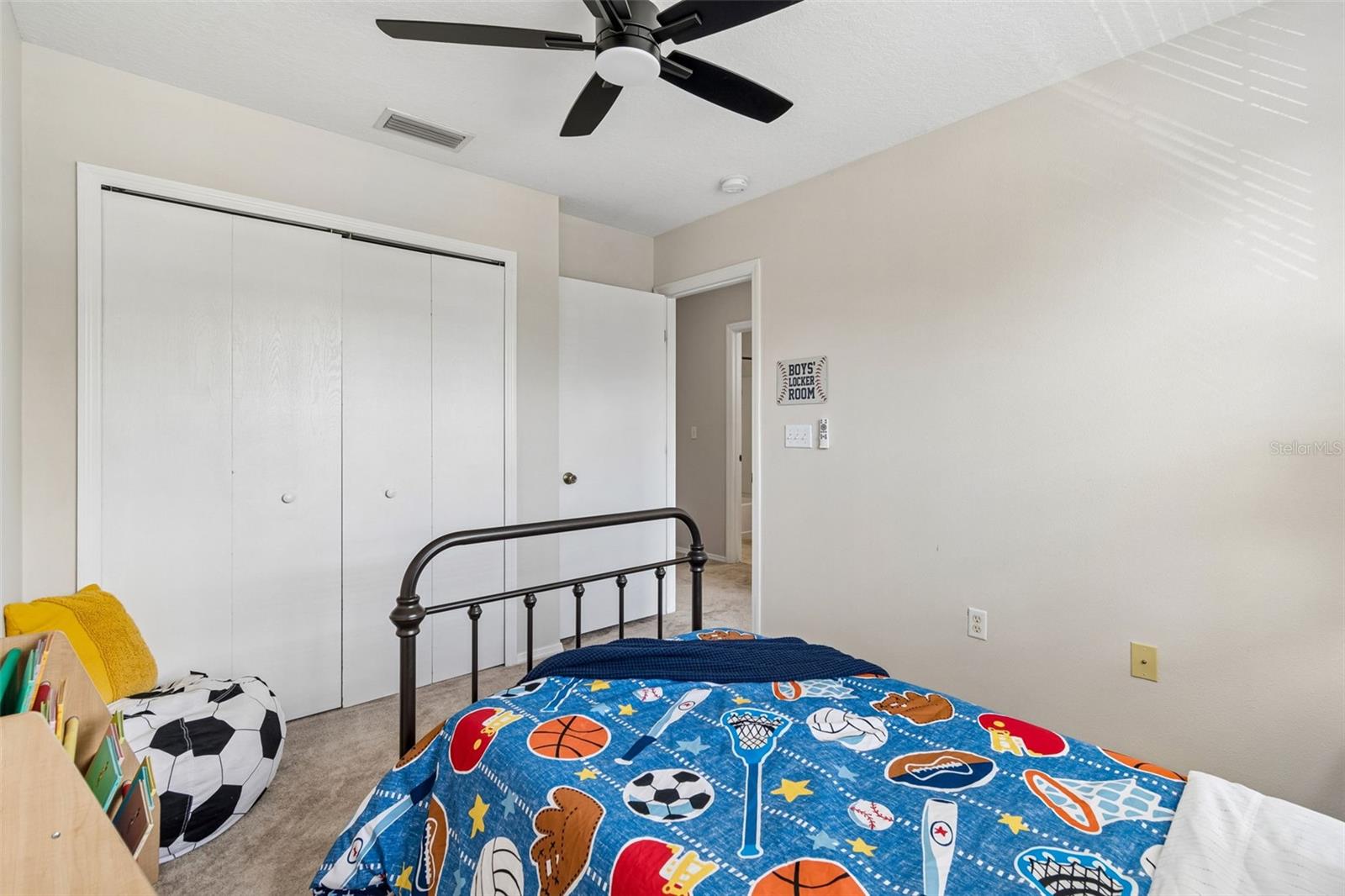 EDGEWATER AT LAKE BRANDON - Residential