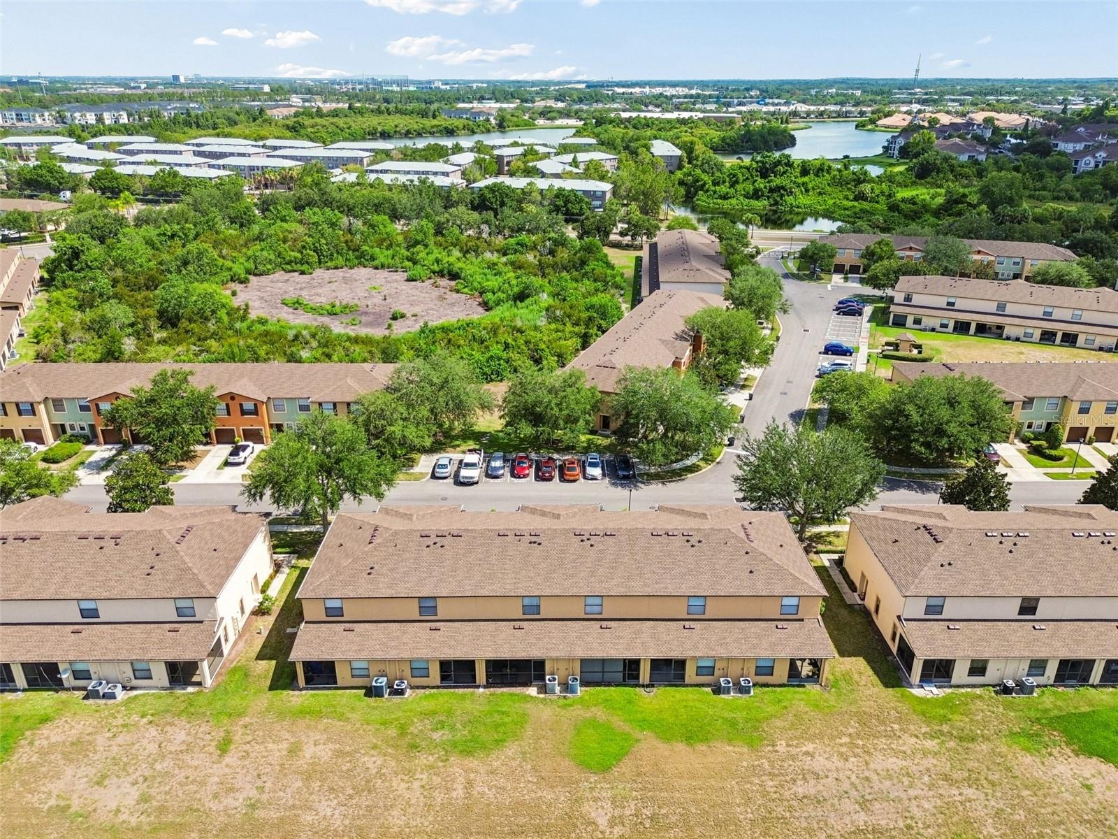 EDGEWATER AT LAKE BRANDON - Residential