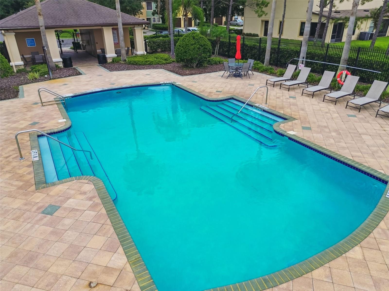EDGEWATER AT LAKE BRANDON - Residential