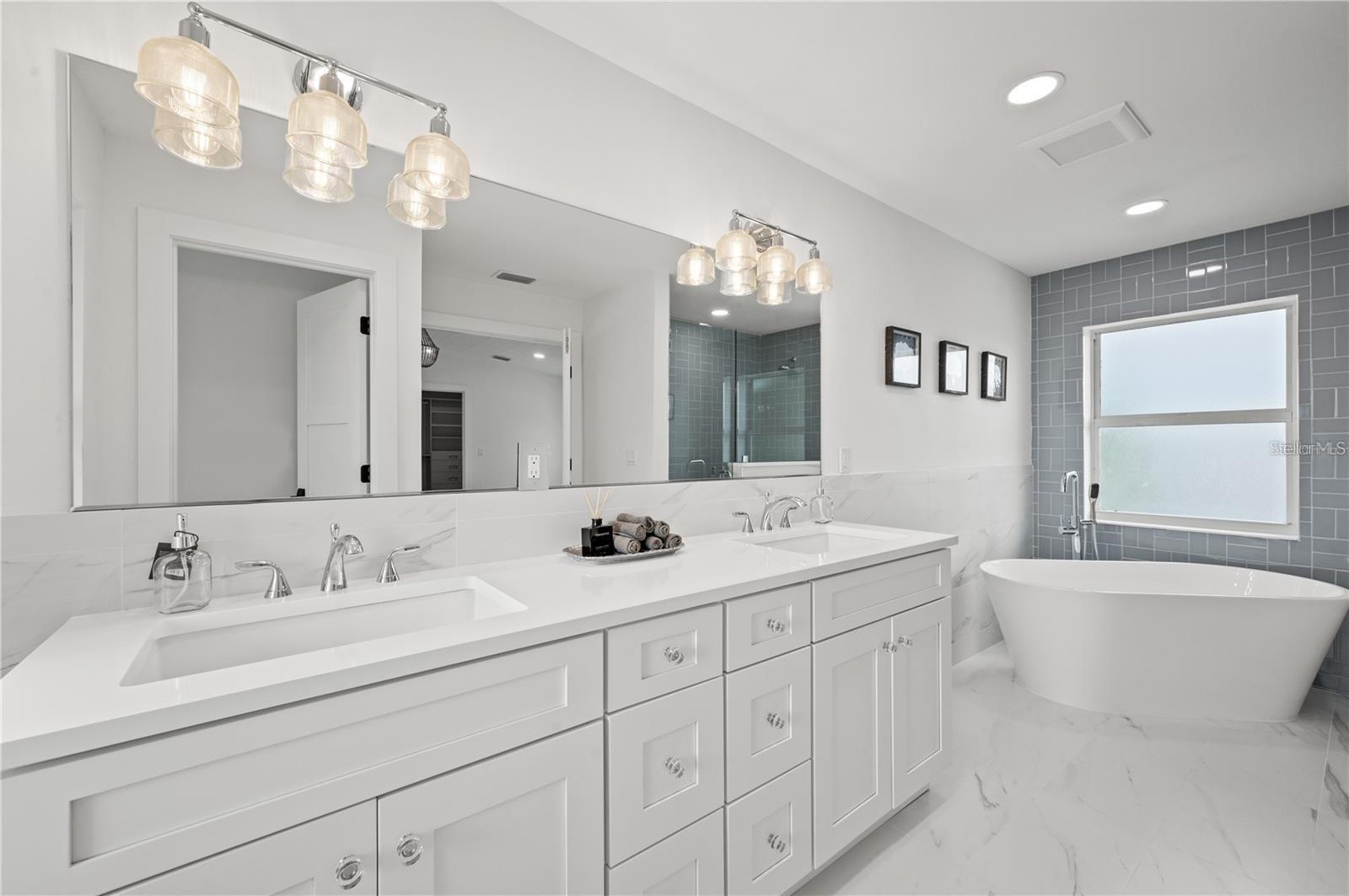 BAYVIEW - Residential