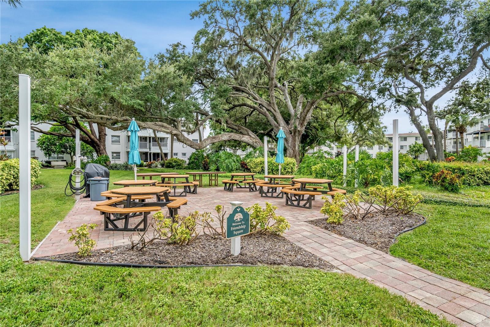 THE FOURTH BAYSHORE - Residential
