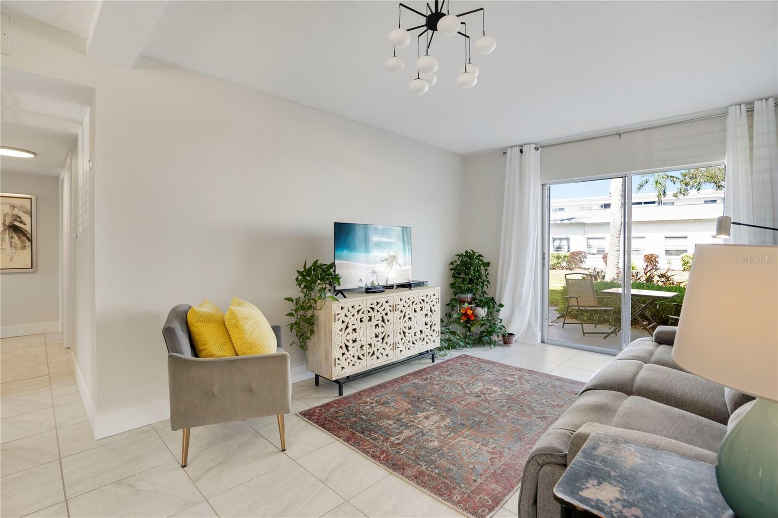 THE FOURTH BAYSHORE - Residential