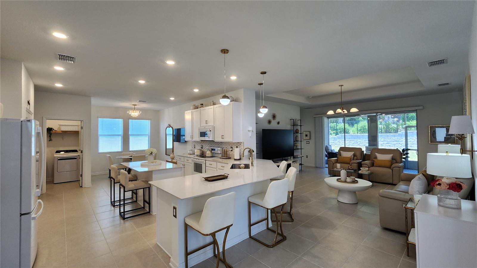 BRONSONS RDG REP - Residential