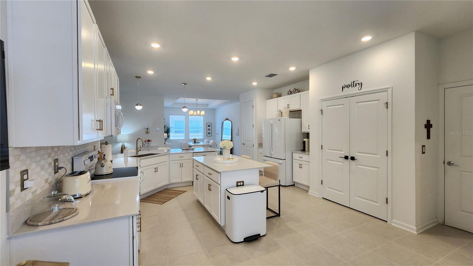 BRONSONS RDG REP - Residential