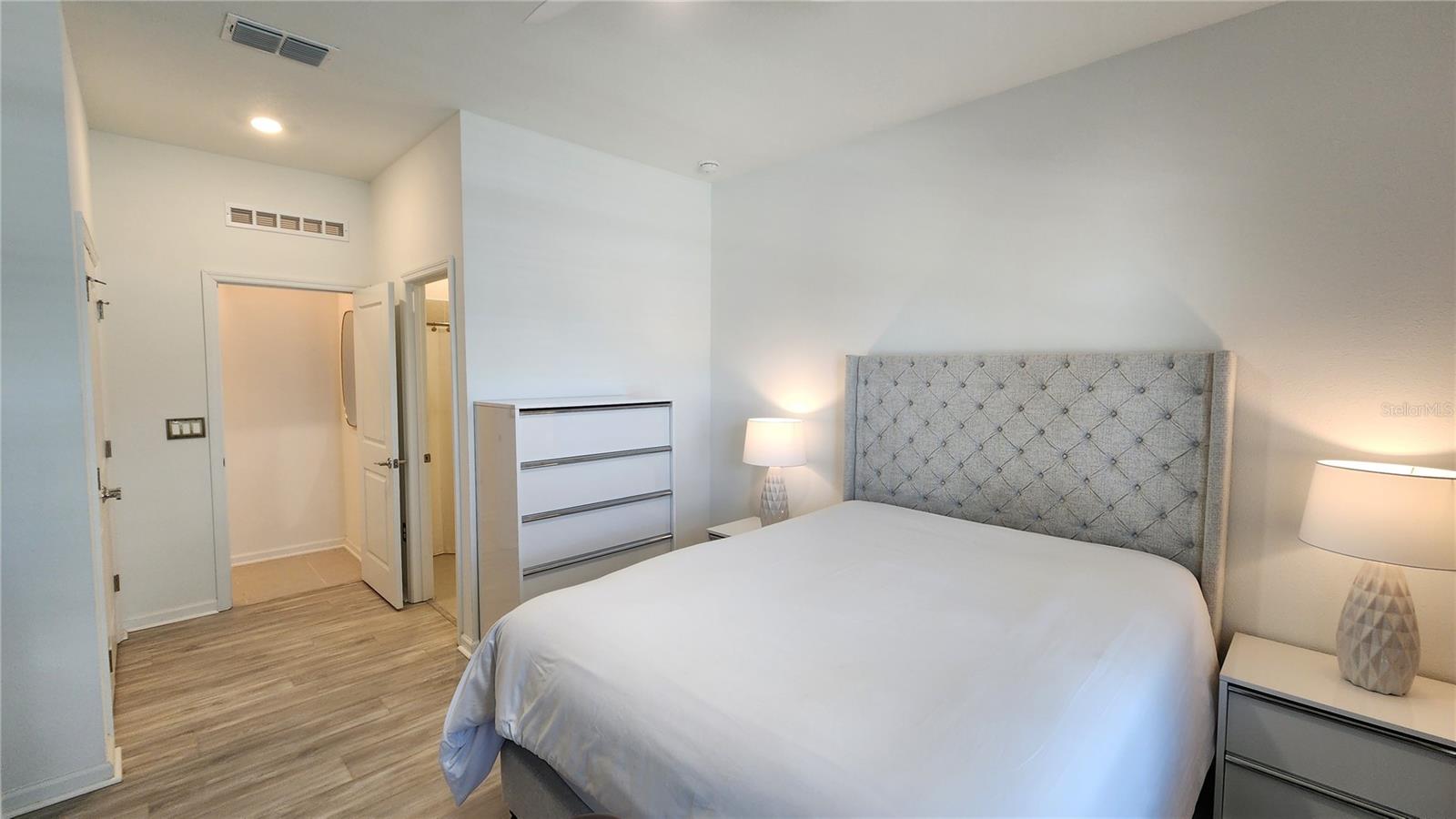 BRONSONS RDG REP - Residential