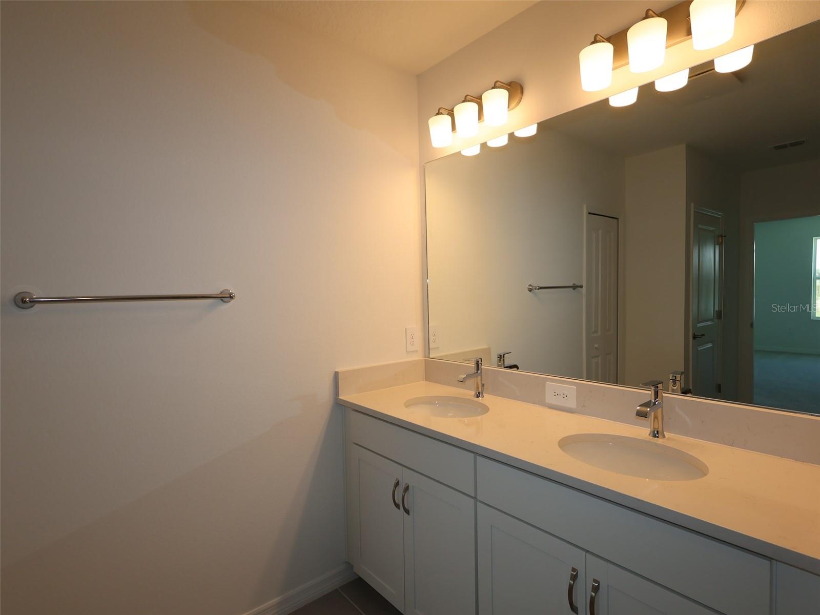 SOUTHPOINTE - Residential