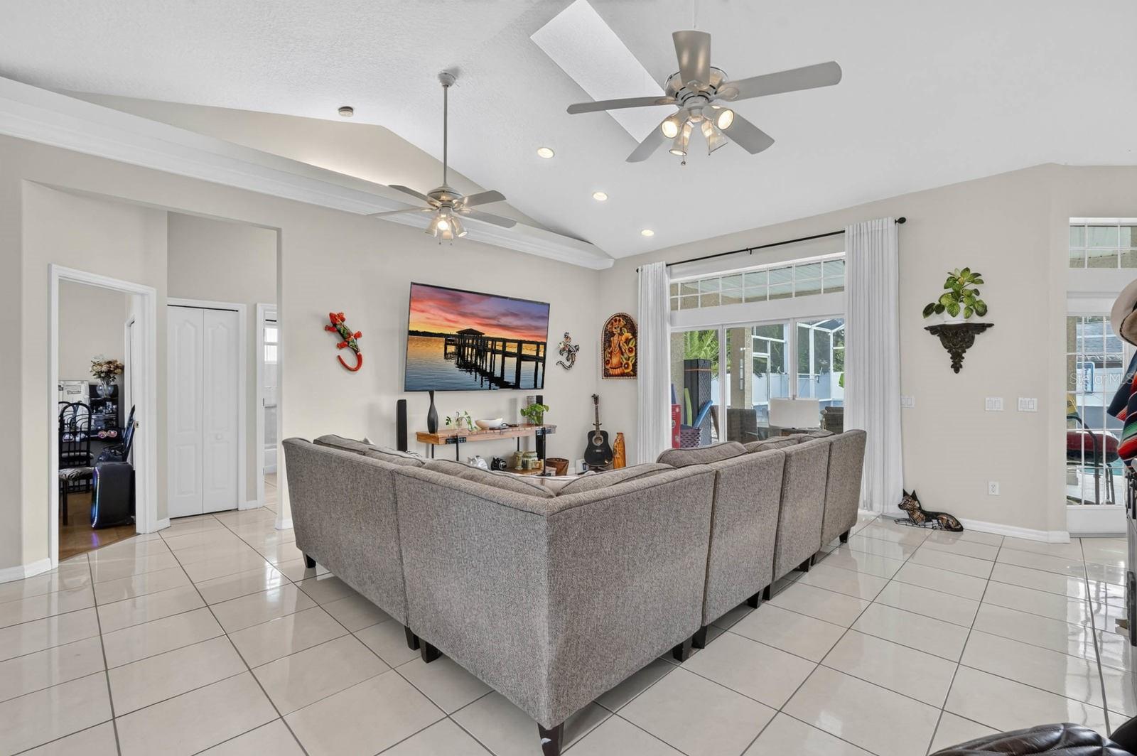 PALM HARBOR - Residential