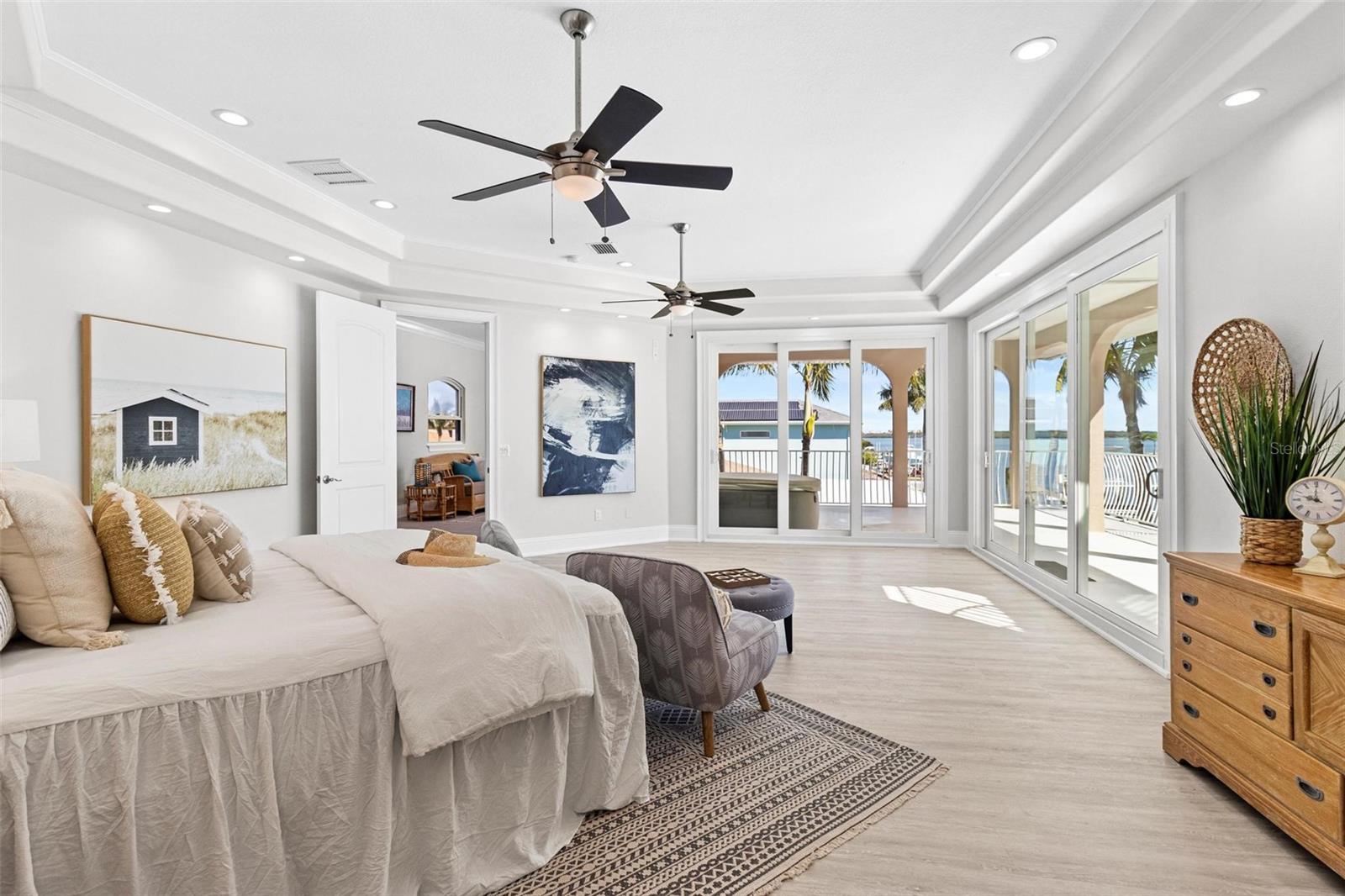 CAPRI ISLE SUB - Residential
