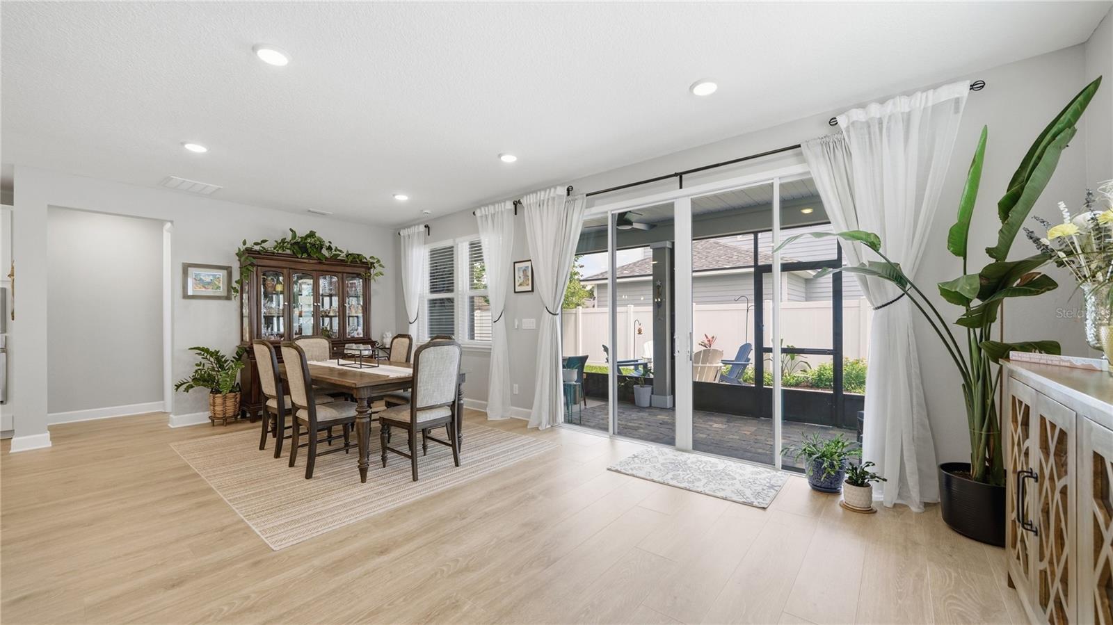 BEACHWALK - Residential