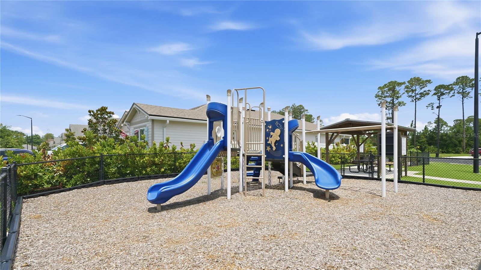 BEACHWALK - Residential