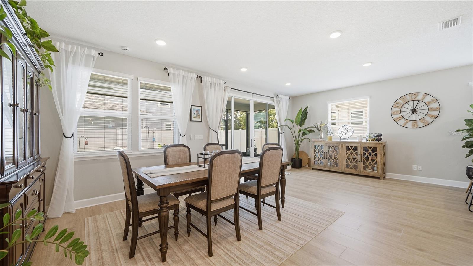 BEACHWALK - Residential