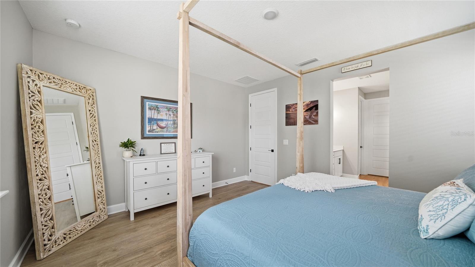 BEACHWALK - Residential