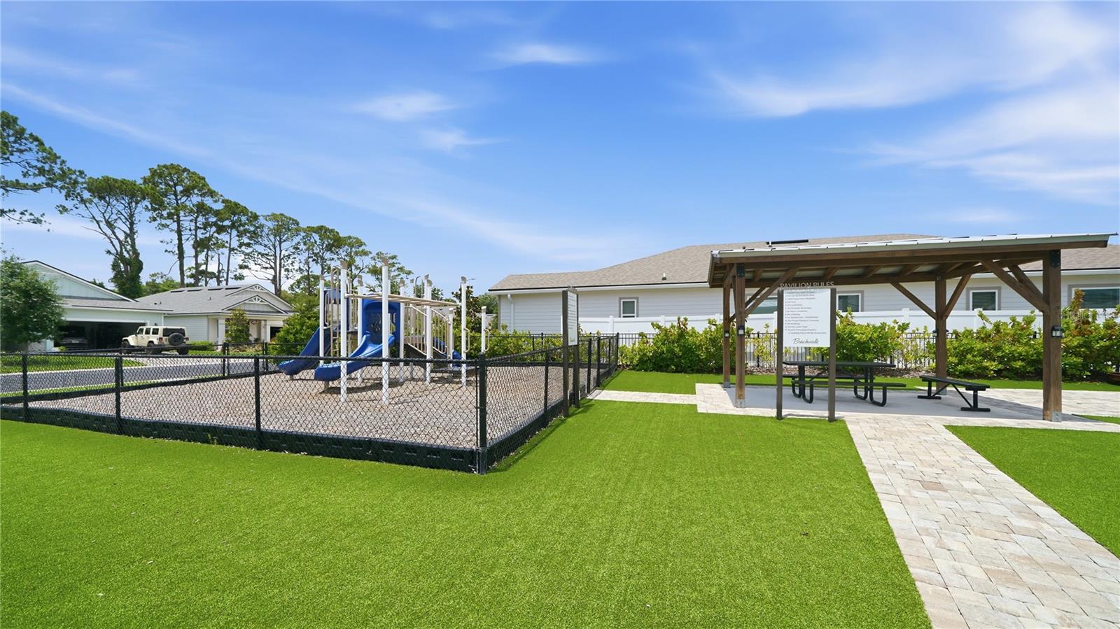 BEACHWALK - Residential
