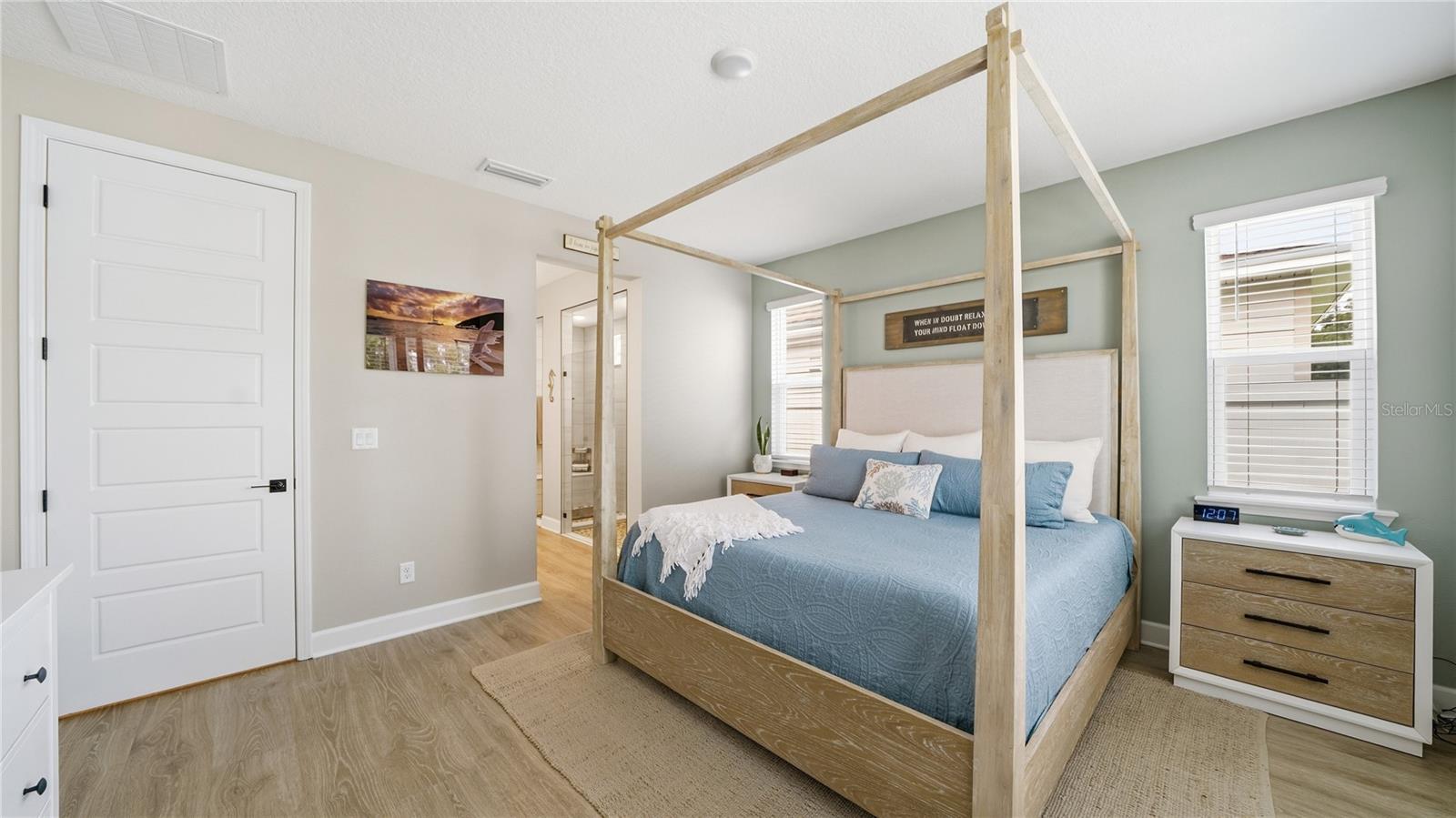 BEACHWALK - Residential