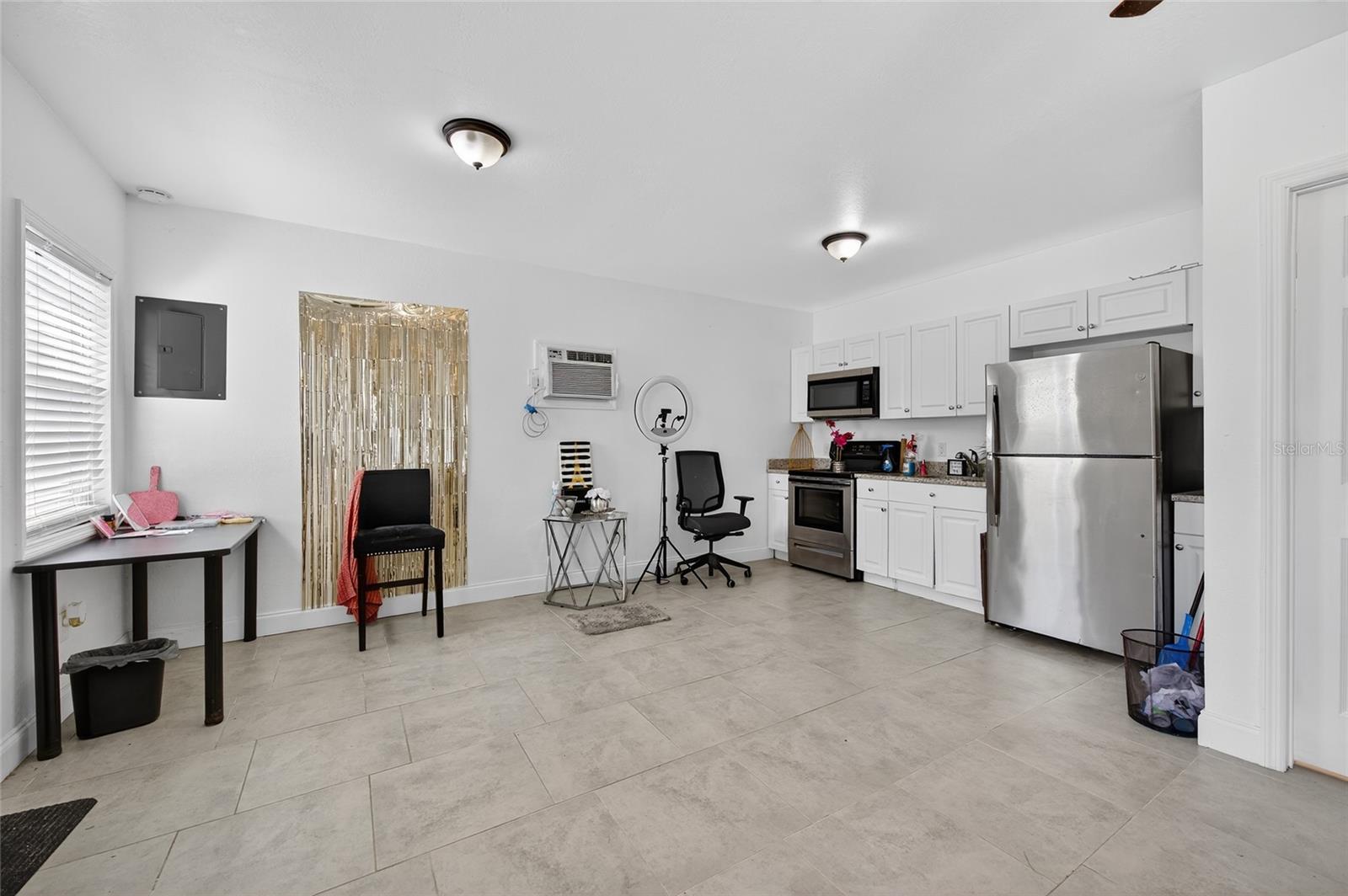 HIGHLAND PARK - Residential