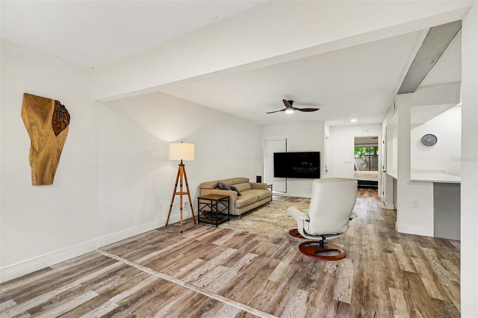 CROWN OAKS - Residential
