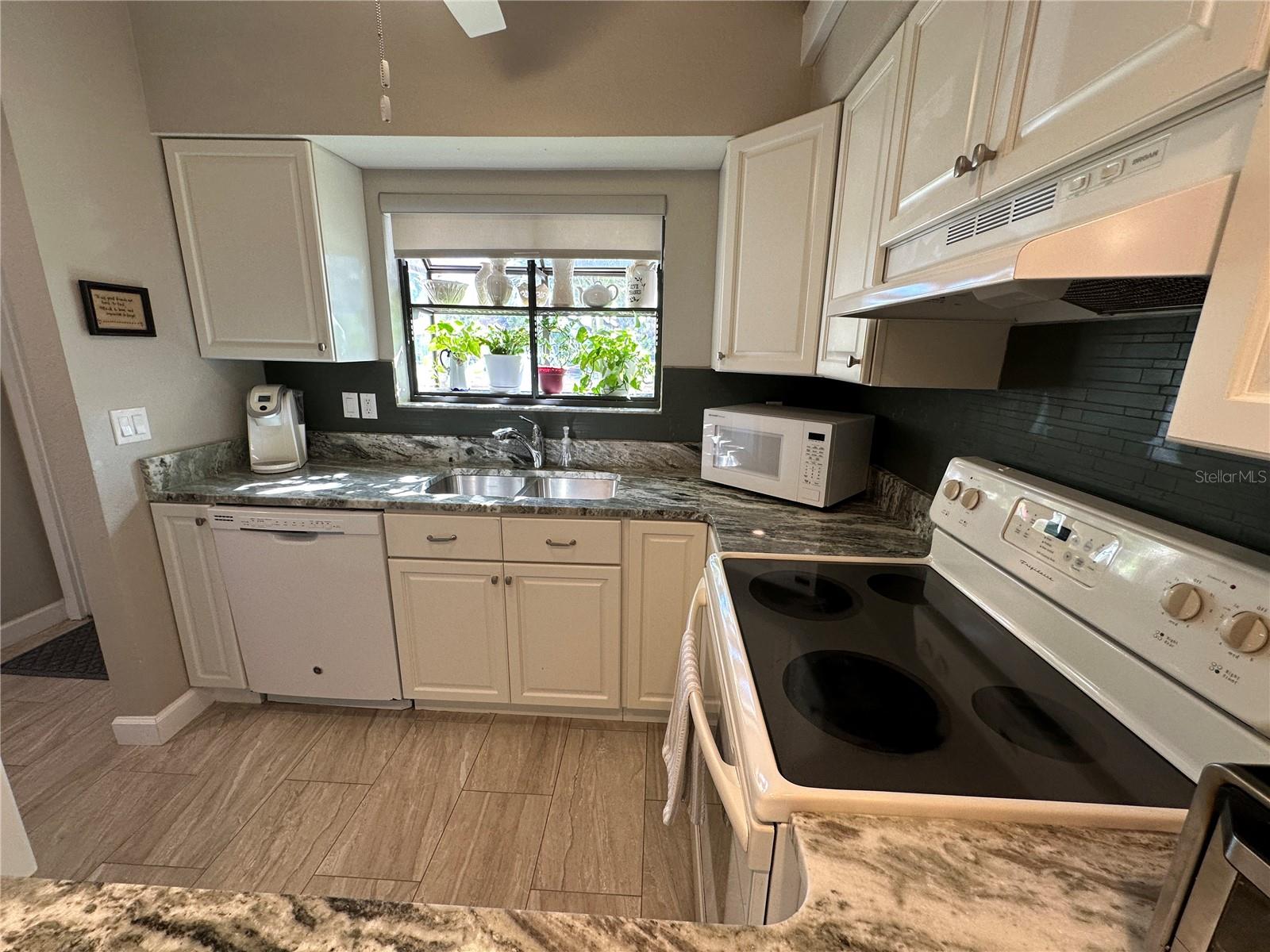 NORTH PORT CHARLOTTE COUNTRY CLUB - Residential