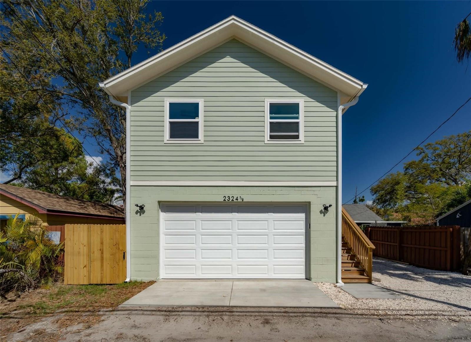 ST PETERSBURG INVESTMENT CO. SUB BLK 14, LOT4 - Residential Lease