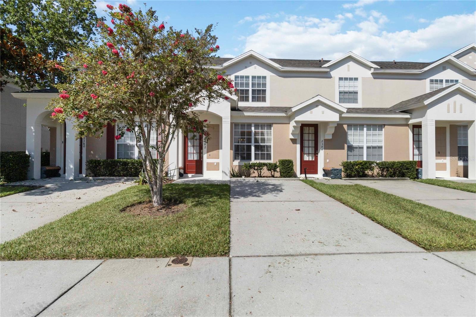 Discover this fantastic 3-bedroom, 3-bathroom townhouse nestled within the secure, gated Windsor Palms Resort community. This home offers
the perfect blend of comfort and convenience, with an open floorplan and tile flooring throughout the main living areas. Enjoy the ease of a firstfloor bedroom with an ensuite bathroom, providing flexibility and privacy. Step out onto your private screened patio and take in the serene
wooded conservation views. Upstairs, you'll find two additional spacious bedrooms, both with their own attached bathrooms. Bedrooms are
comfortably carpeted. Windsor Palms is more than just a community; it's a lifestyle! Residents and guests have access to an impressive array of
resort-style amenities, including a sparkling pool, splash pad, playground, tennis and basketball courts, beach volleyball, an arcade, fitness
center, a convenient sundries shop and more. Located with easy access to all of Orlando's world-class theme parks, shopping, dining, and more,
this townhouse is mostly turnkey and ready for you!
Don't miss out – be sure to check out the video tour!