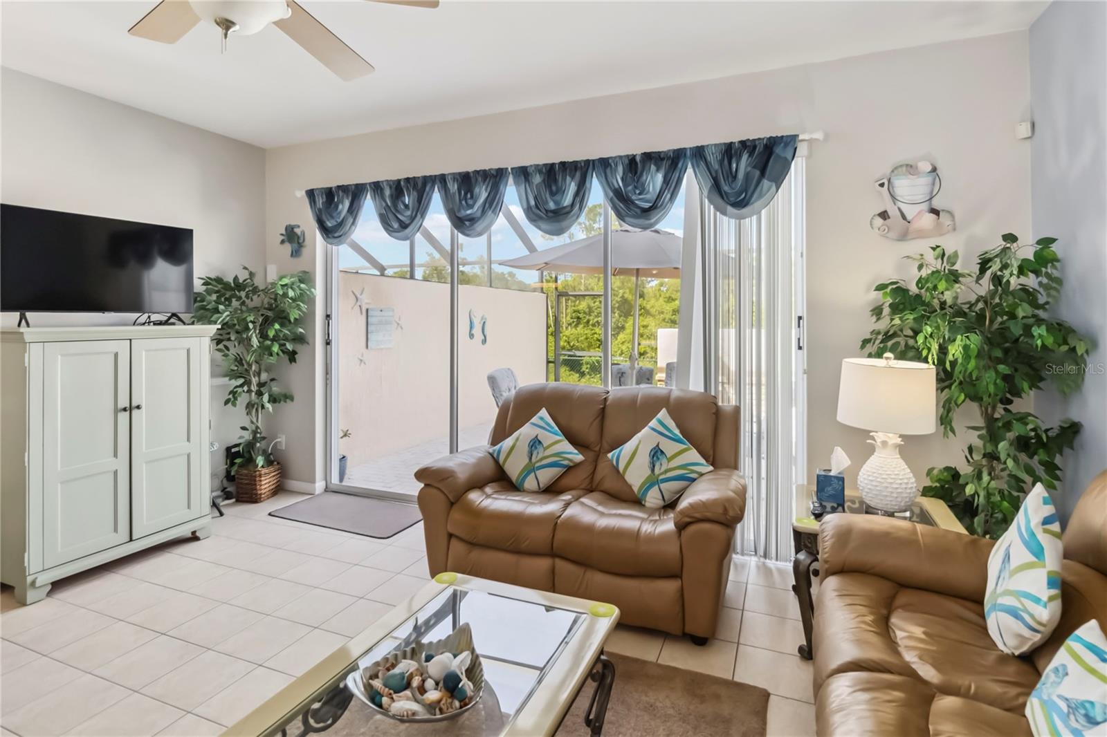 WINDSOR PALMS P3APB14PGS105-106BLK10LOT2 - Residential