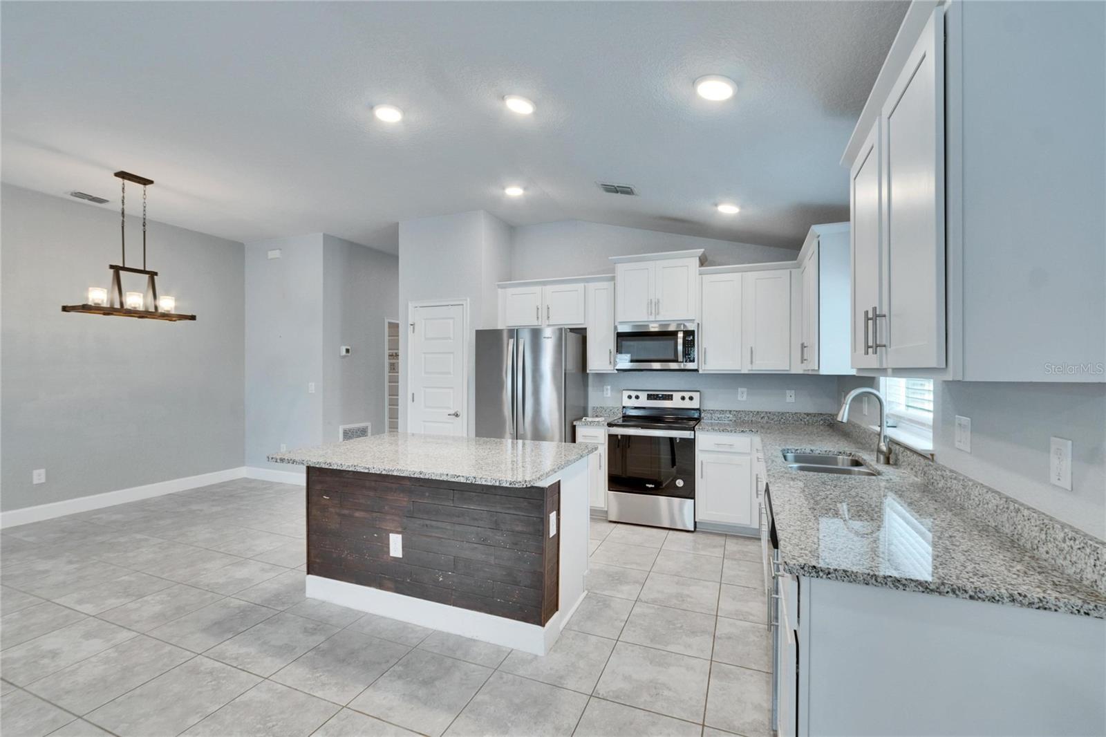 AYERSWORTH GLEN PH 3A - Residential