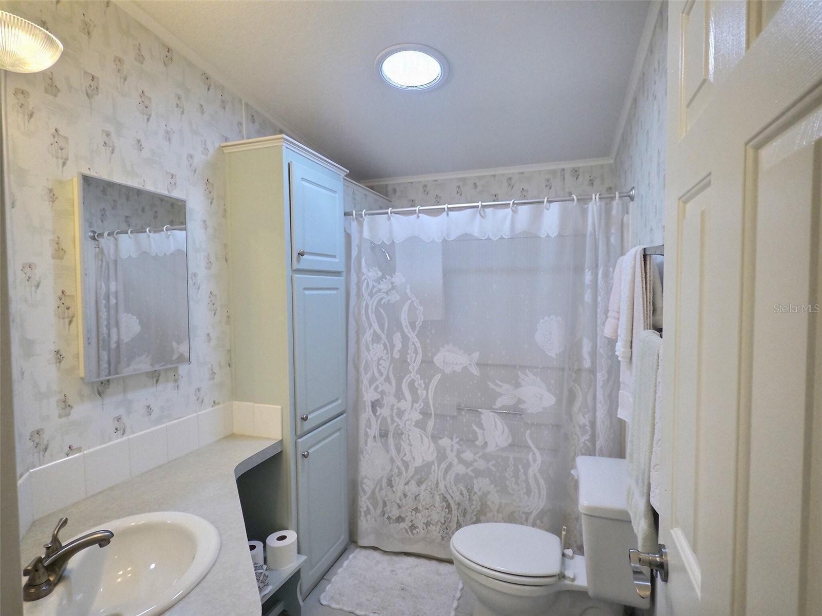 PALM HILL MOBILE HOME PARK UNREC - Residential Lease