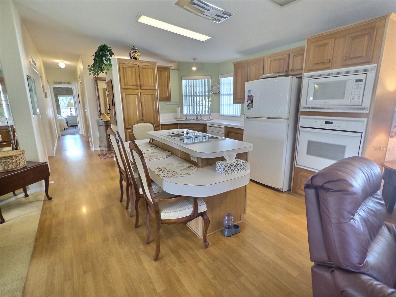 PALM HILL MOBILE HOME PARK UNREC - Residential Lease