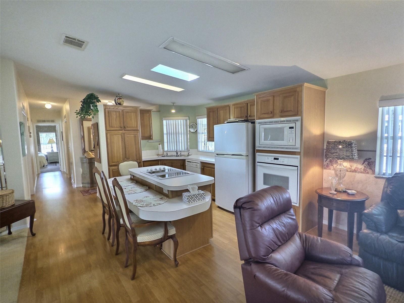 PALM HILL MOBILE HOME PARK UNREC - Residential Lease